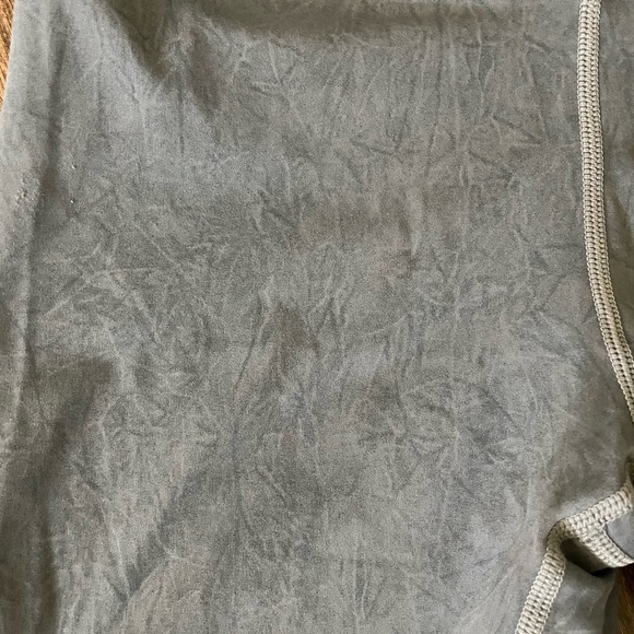 Zyia Active Bike Shorts Size Medium - Picture 2 of 5